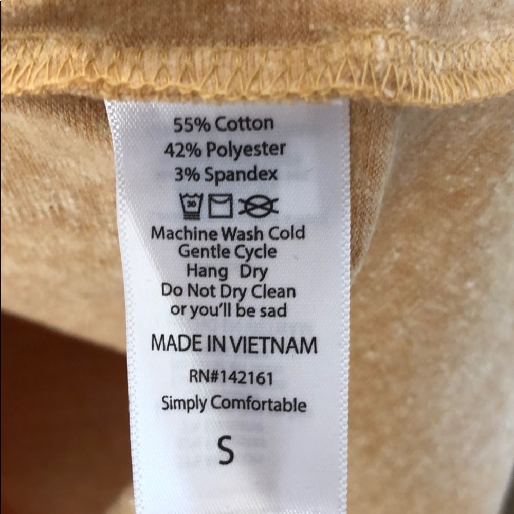 Lularoe Randy Shirt Small—NEW - Picture 4 of 4